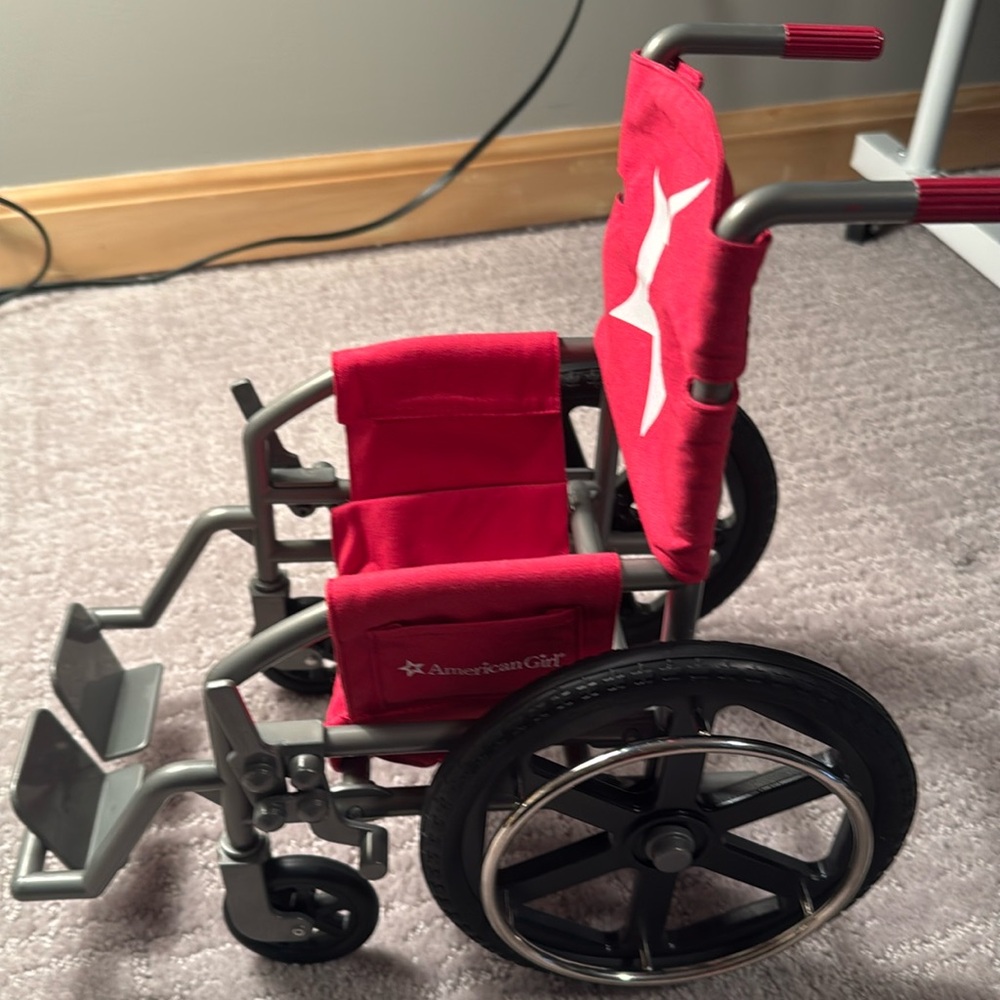 American Girl - Berry Wheelchair